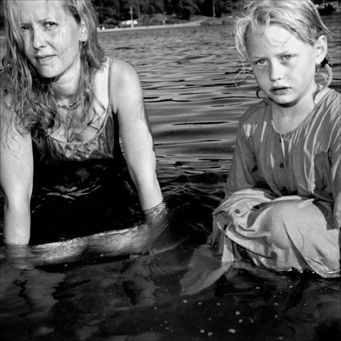 Margunn and Maria. Oslo, July 1995. ©Thera Mjaaland/BONO 2022