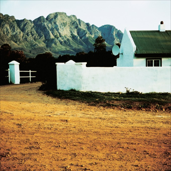 Franschook, South-Africa. August 2000. ©Thera Mjaaland/BONO 2022